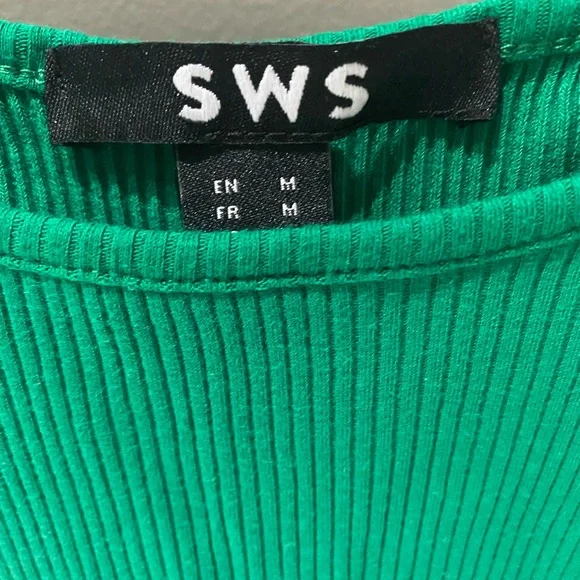 Green Women’s Ribbed Tank Top - Picture 3 of 3